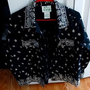 Quaker Factory Button Up Jacket Black White Design Breast Pockets Side Pockets M
